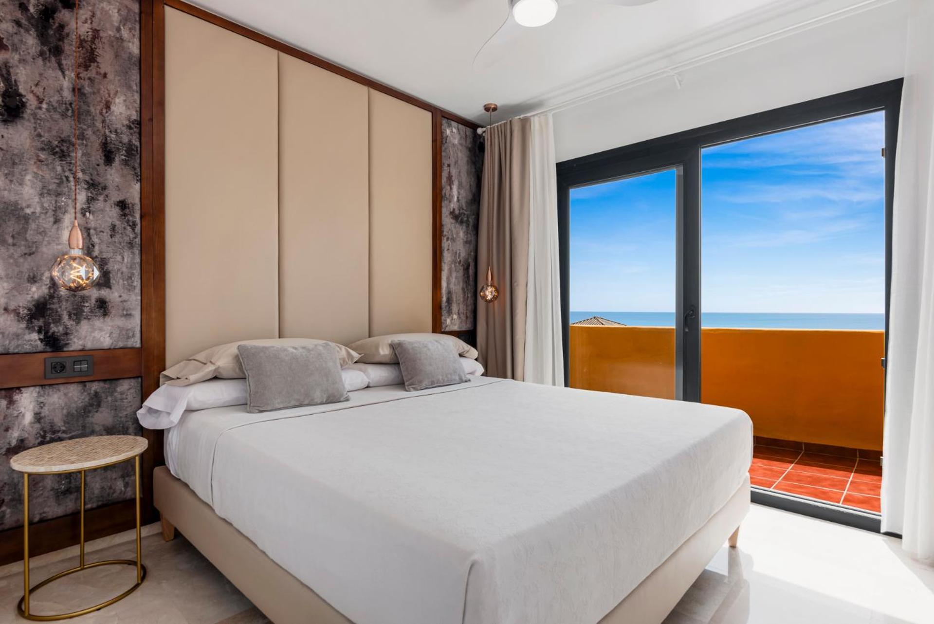 Sky And Sea Estepona Penthouse المظهر الخارجي الصورة